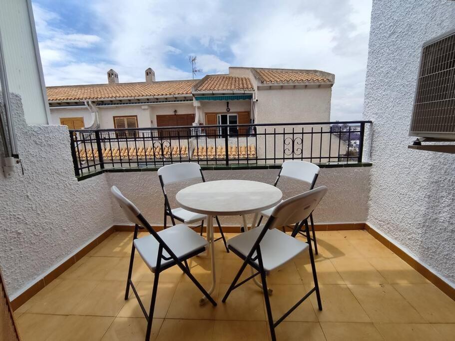 Apartamento Comodo A 300 Metros De La Playa Santa Pola Esterno foto