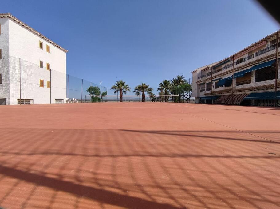 Apartamento Comodo A 300 Metros De La Playa Santa Pola Esterno foto